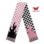 Knitscarf checkered with flames 